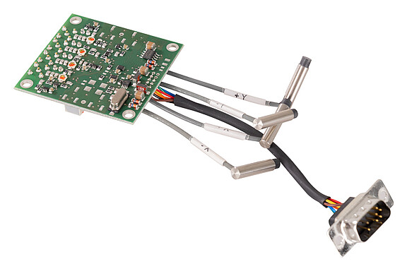 高精度センサを用いたミラーの傾斜