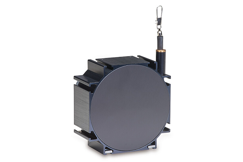 工業用途向けワイヤ式変位センサ